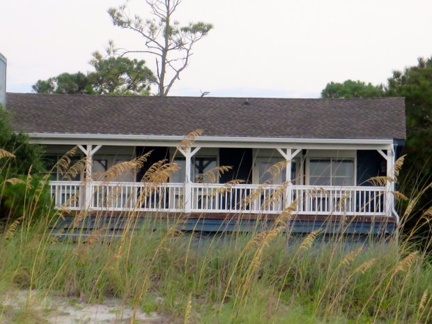 Oh, the beach houses, which one would I choose?